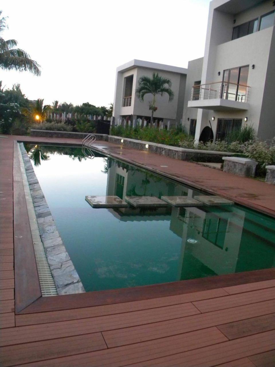 Modern Villa In Grand Bay - Short Walk To Beach Grand Baie Exterior foto
